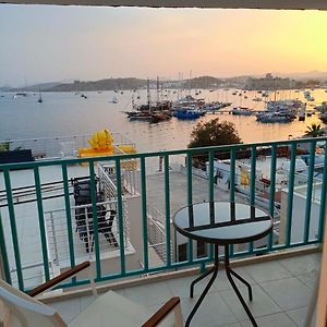 Mia Hill Suites